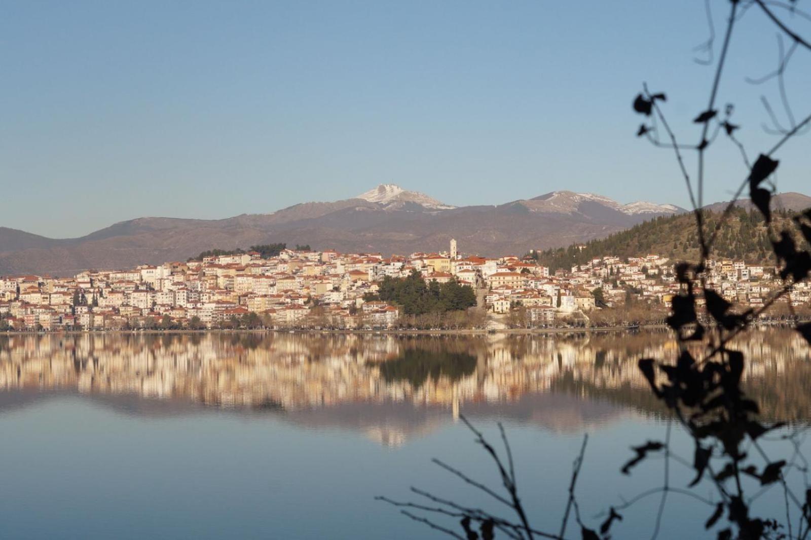 Daphne Luxury Apartment Kastoria Exterior foto